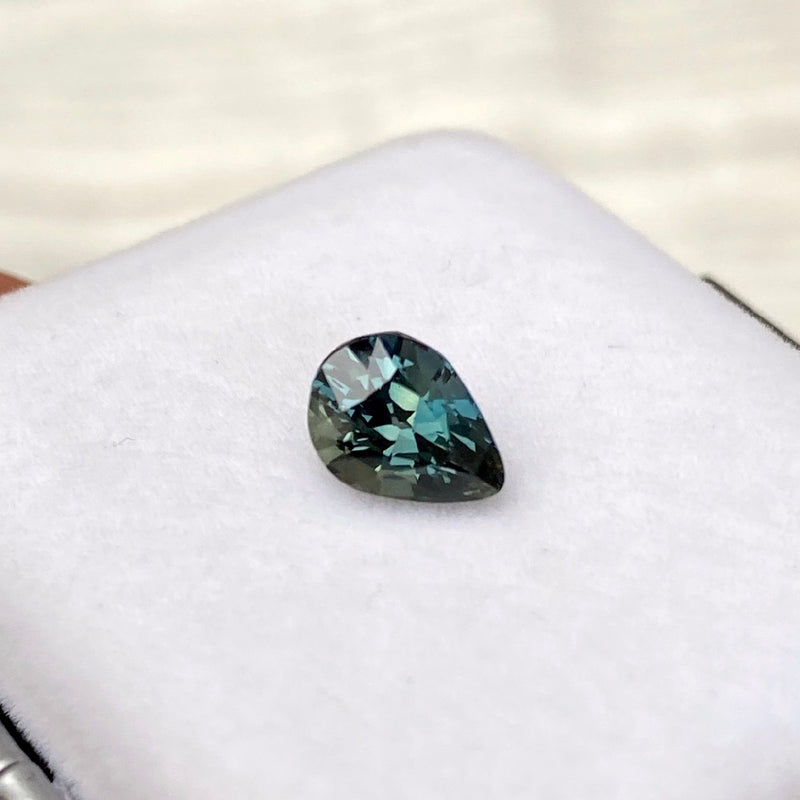 1.57 ct Teal Sapphire Pear Natural Unheated