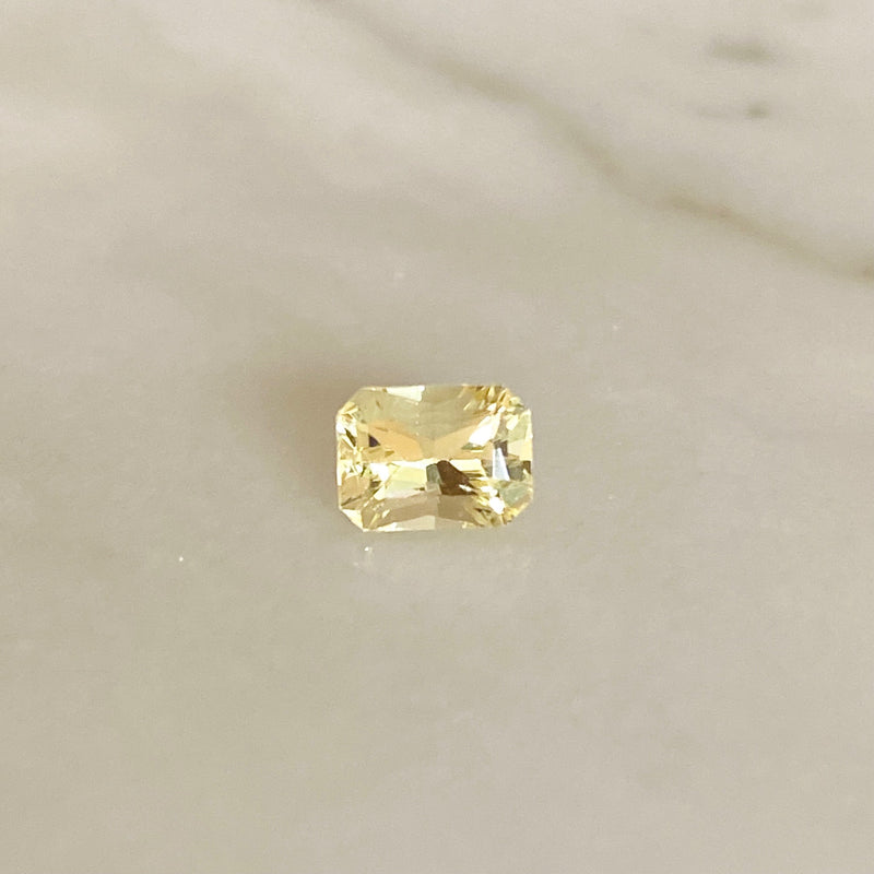 0.97	ct Yellow Sapphire Radiant Cut Natural Unheated