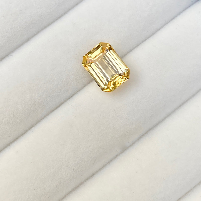 yellow-sapphire-unheated-gemstone